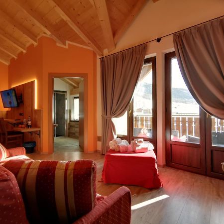 Agriturismo La Poina Livigno Buitenkant foto