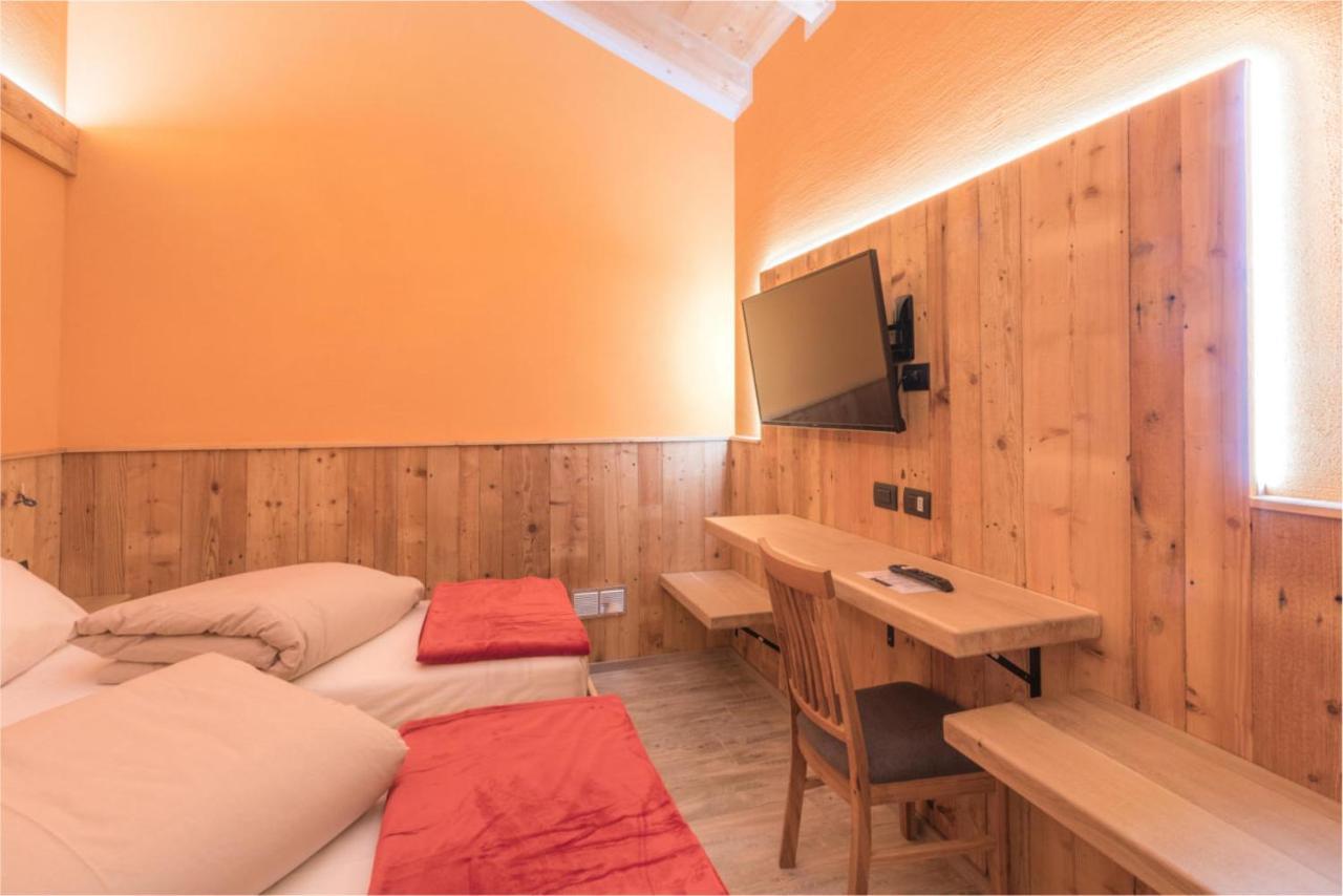 Agriturismo La Poina Livigno Buitenkant foto