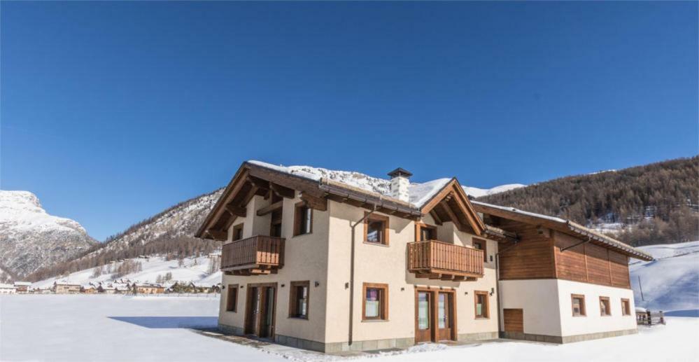 Agriturismo La Poina Livigno Buitenkant foto