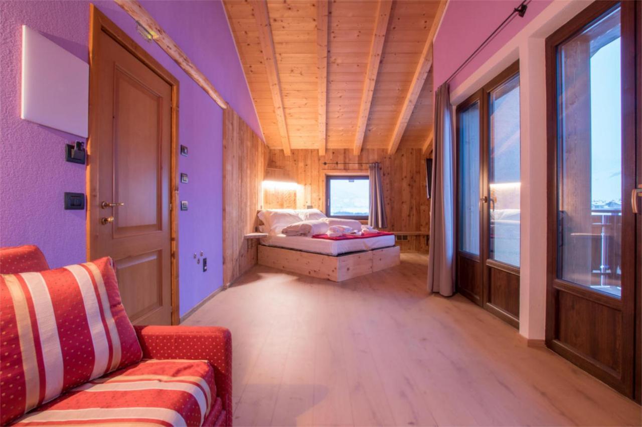 Agriturismo La Poina Livigno Buitenkant foto