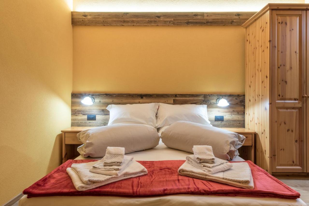 Agriturismo La Poina Livigno Buitenkant foto
